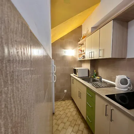 Kornelija 2 * Podgora (Split-Dalmatia)