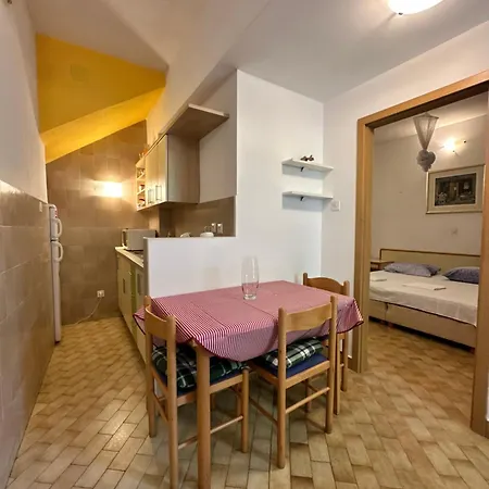 Kornelija 2 Apartment