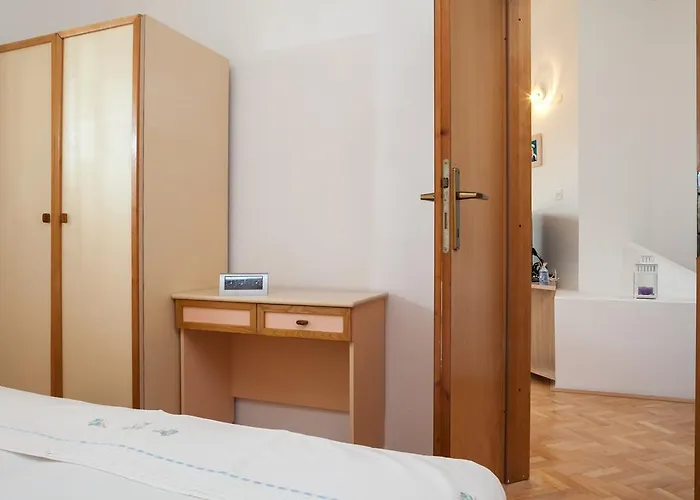 Kornelija 2 Podgora (Split-Dalmatia)
