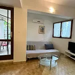 Kornelija 2 Apartment *