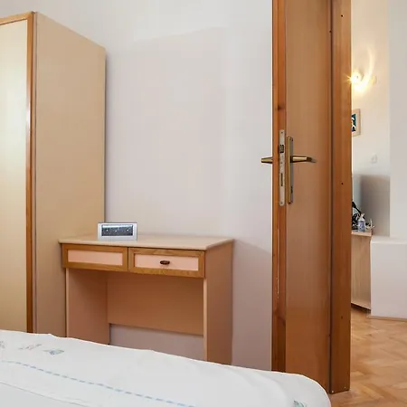Kornelija 2 Podgora (Split-Dalmatia)
